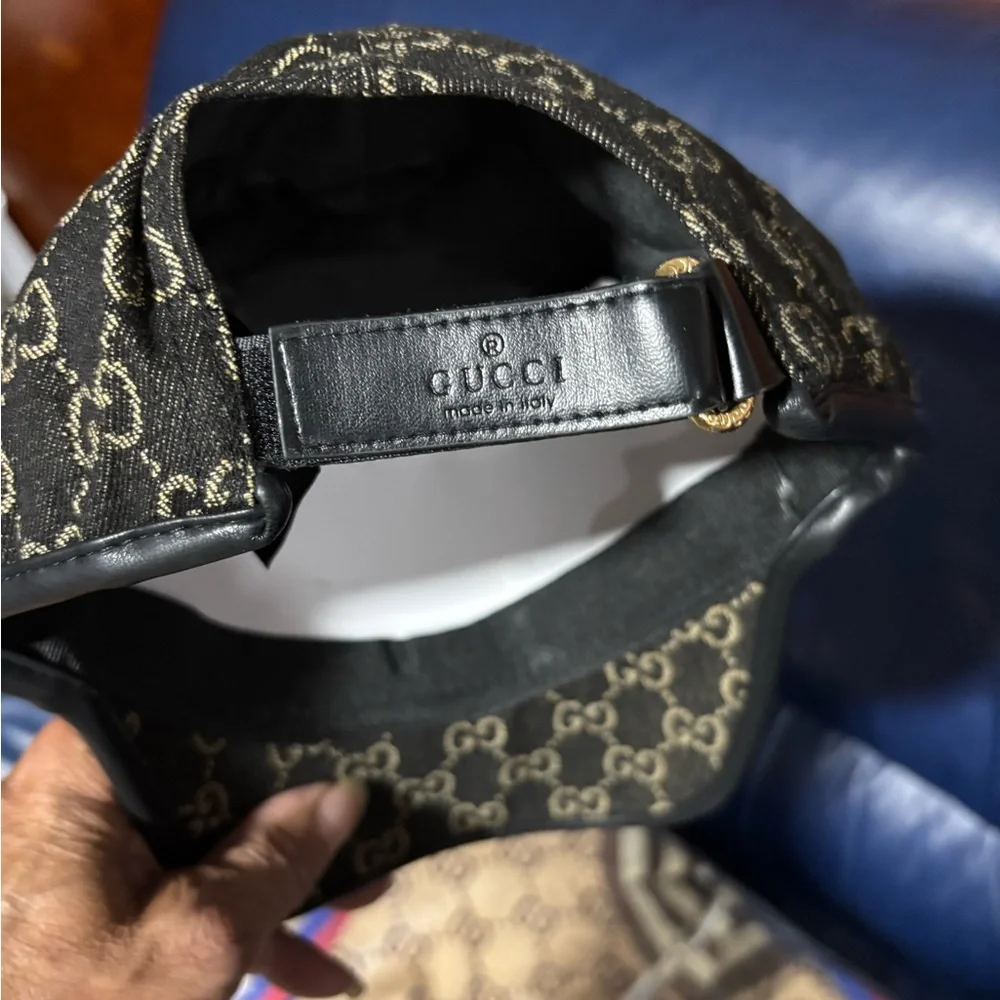 Gucci Black and Gold Patterned Cap - Picture 3 of 10
